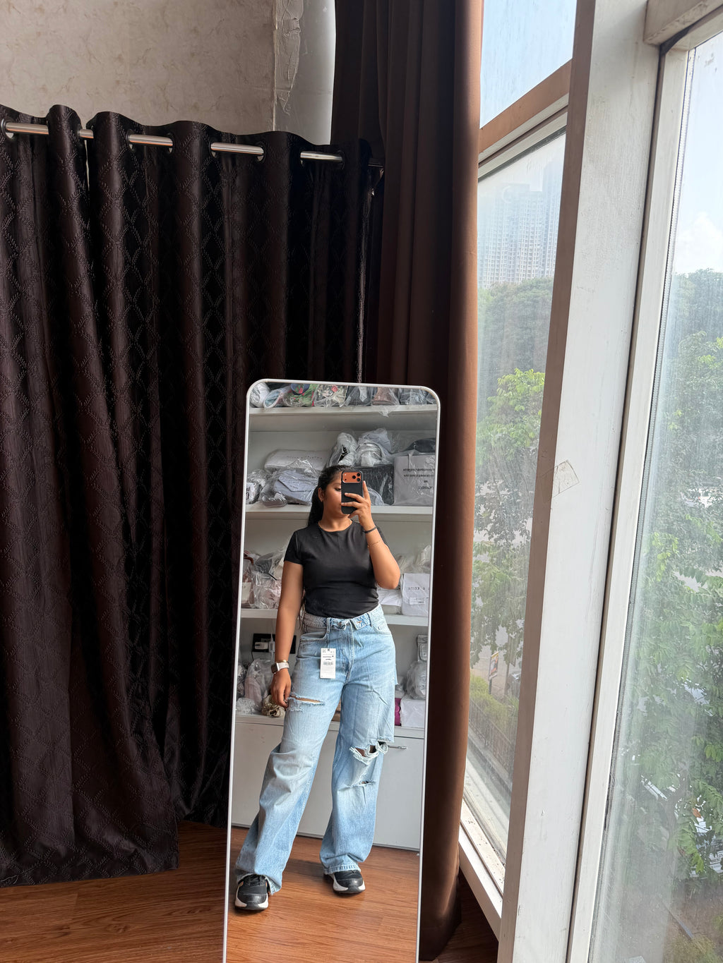 ZARA RIPPED DENIM