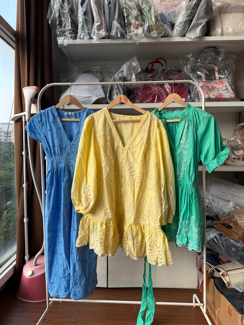DRESSES