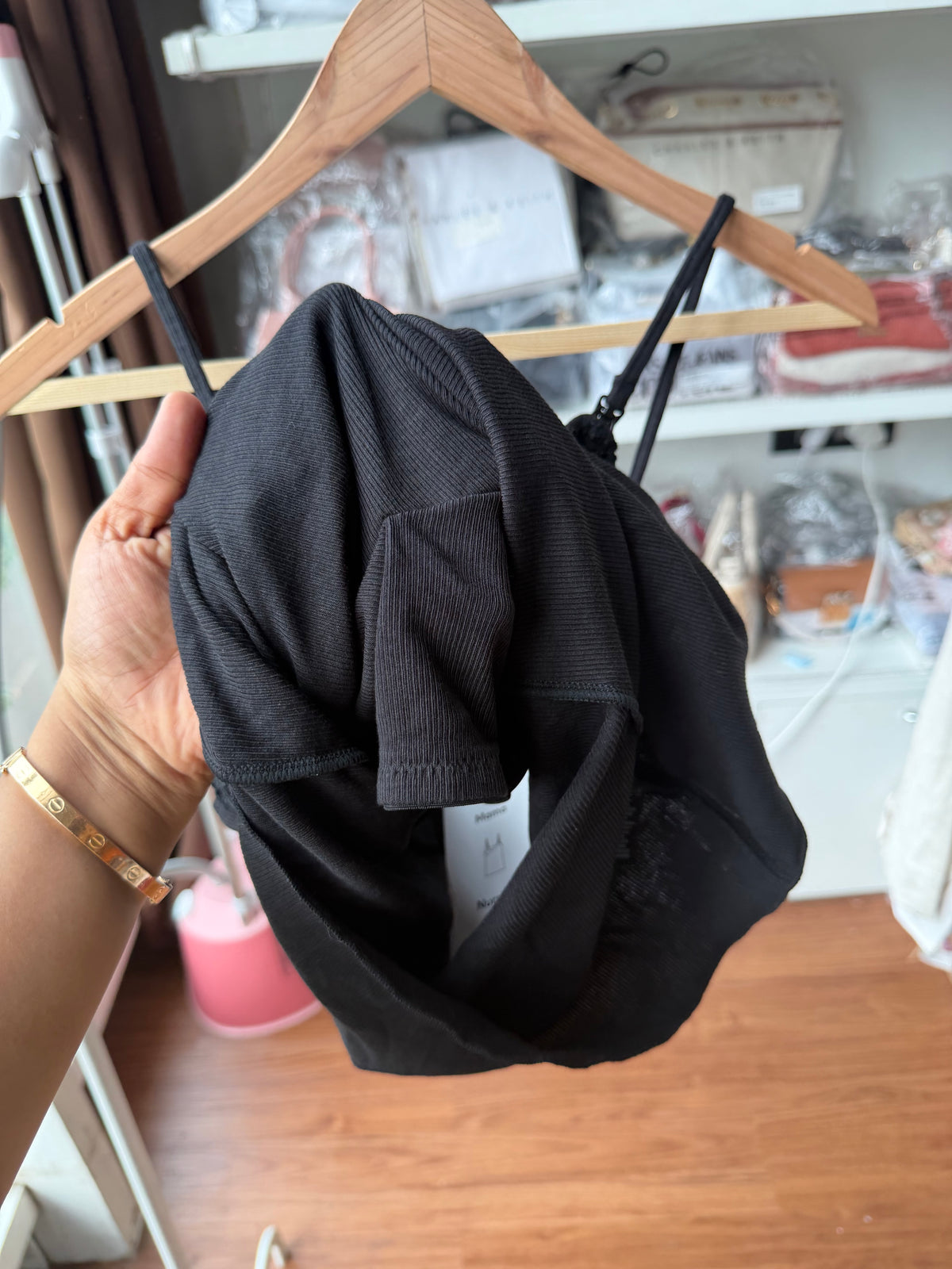 H&M nursing mama