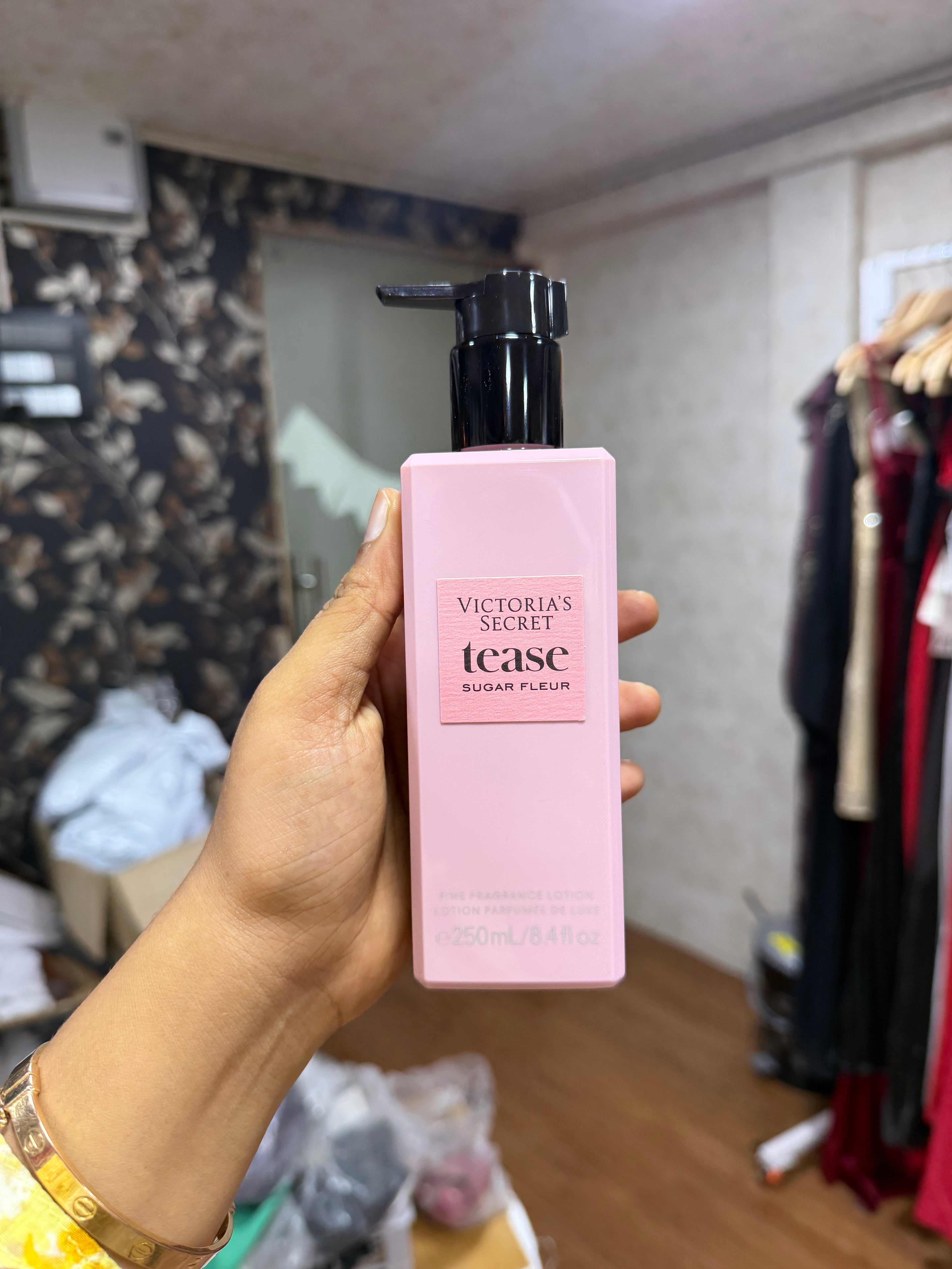 VICTORIA’s SECRET LOTION