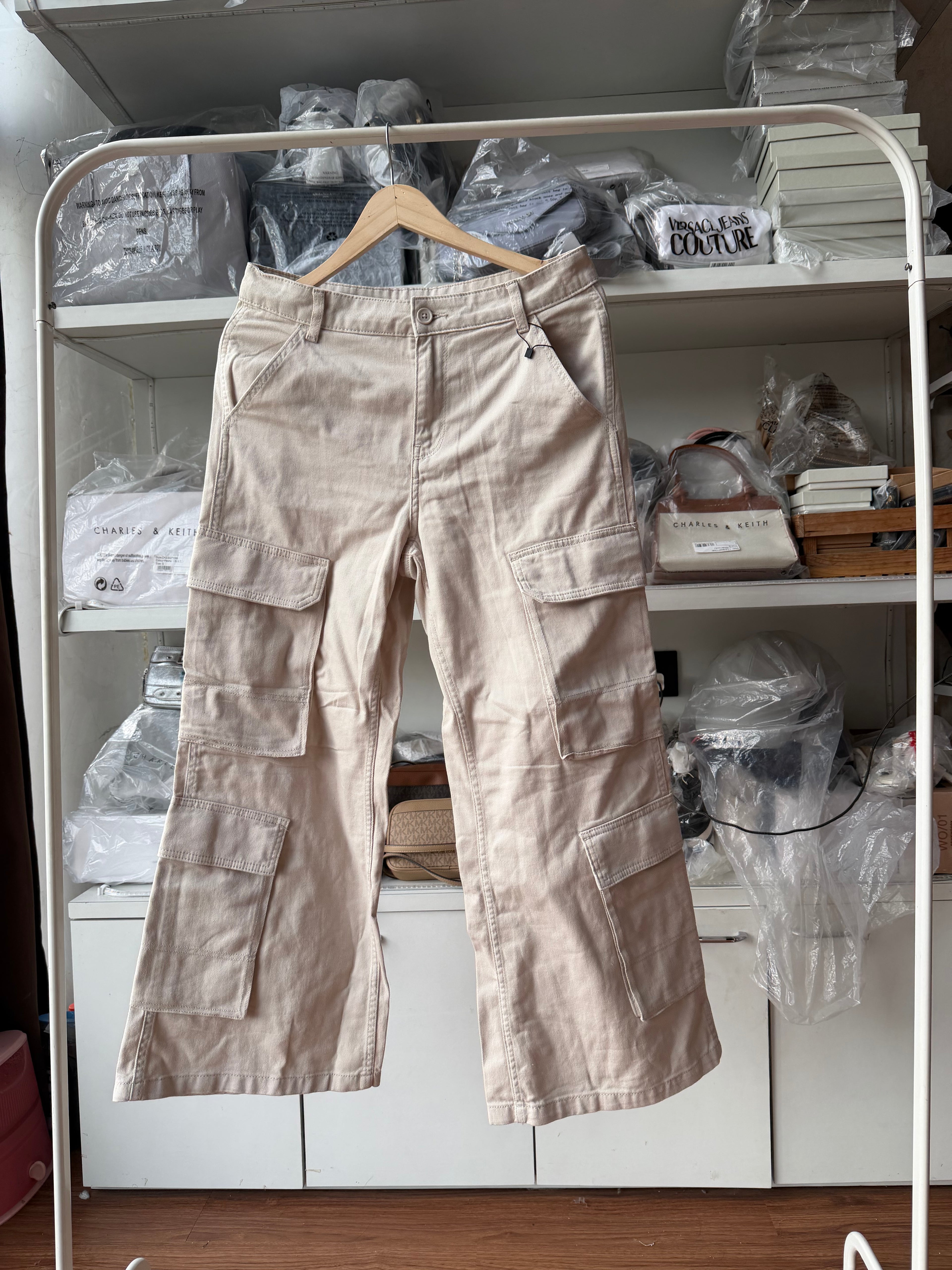 H&M cargo