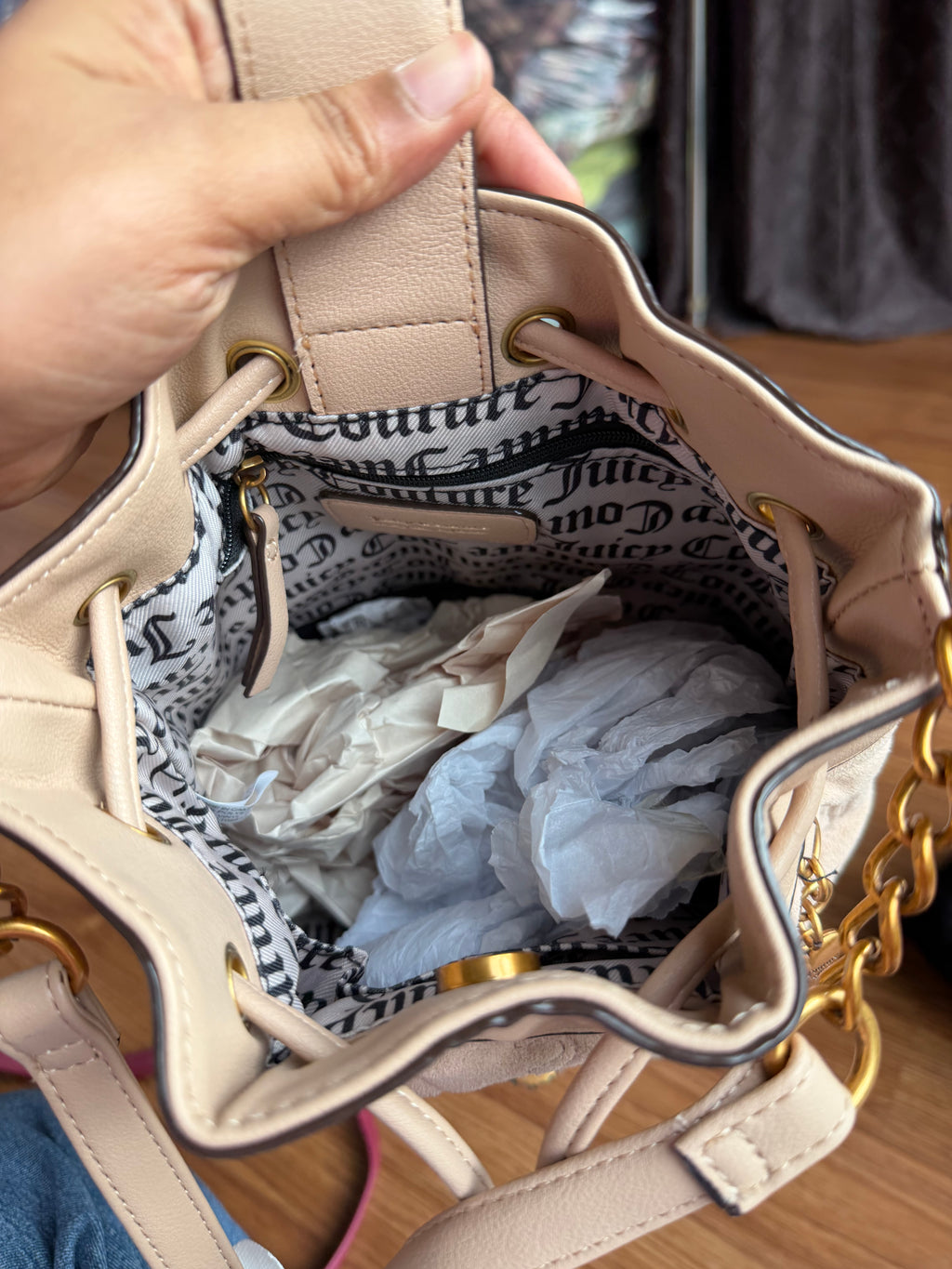 JUICY COUTURE BUCKET BAG