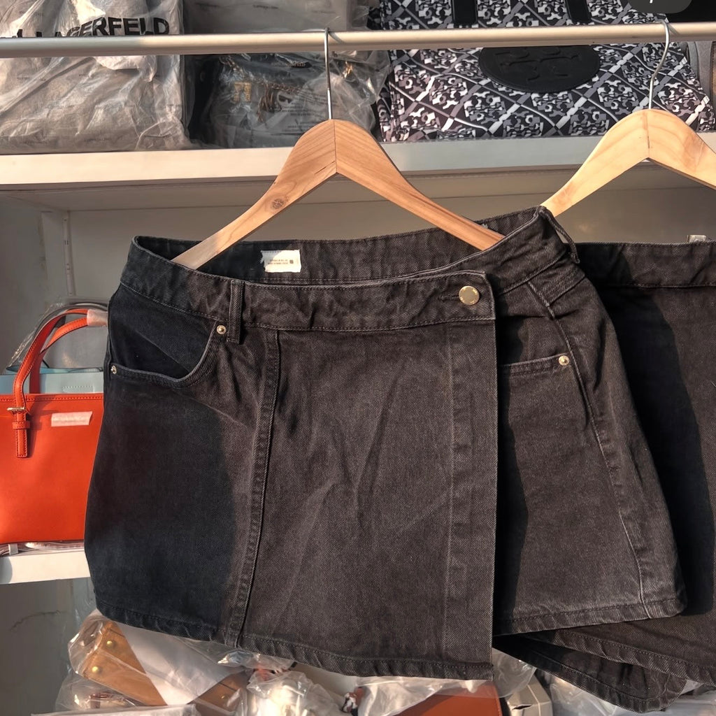 ZARA DENIM SKORTS