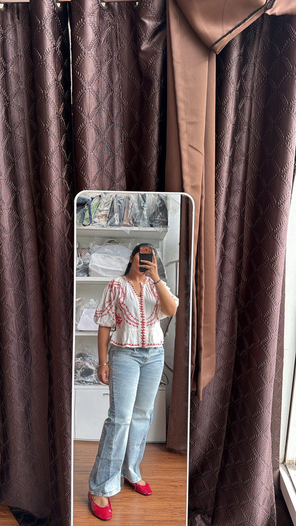 PROMOD EMBROIDERED TOP
