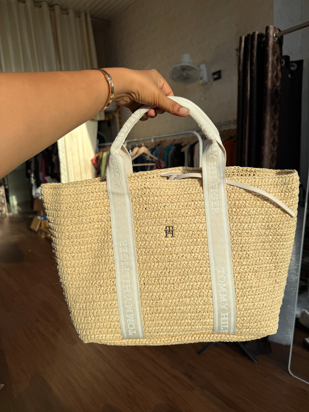 TOMMY HILFIGER SMALL TOTE