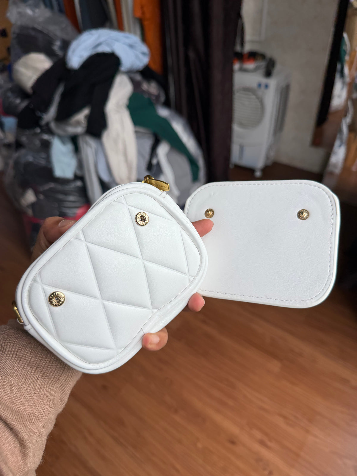 CHARLES AND KEITH MINI