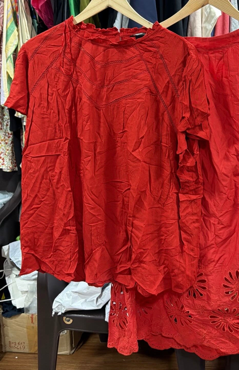 TU TOPS