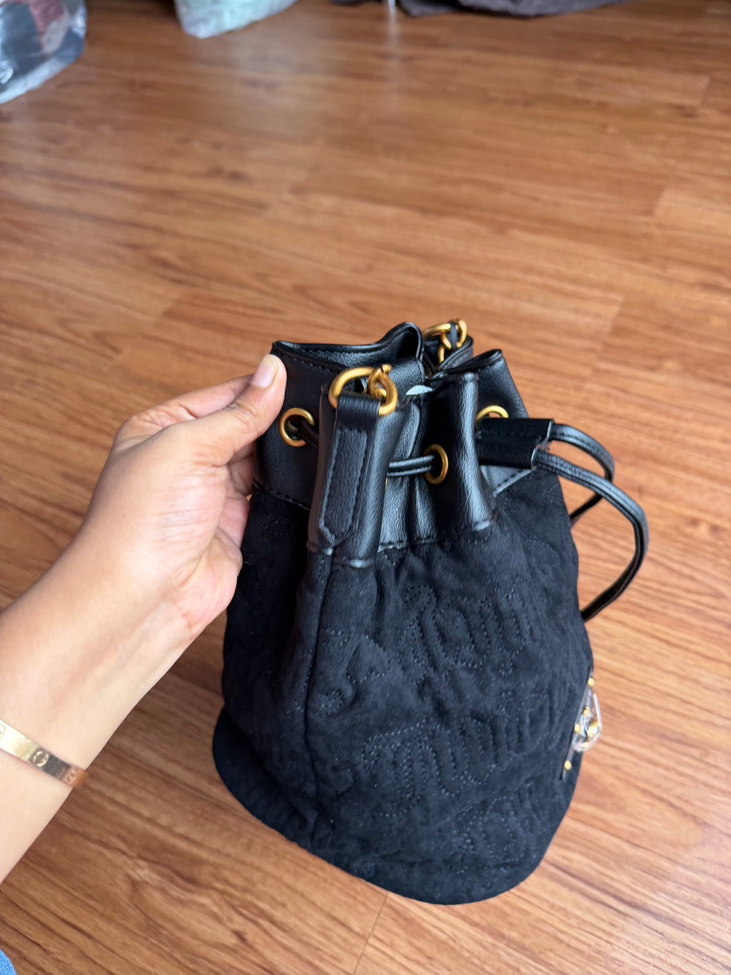 JUICY COUTURE BUCKET BAG