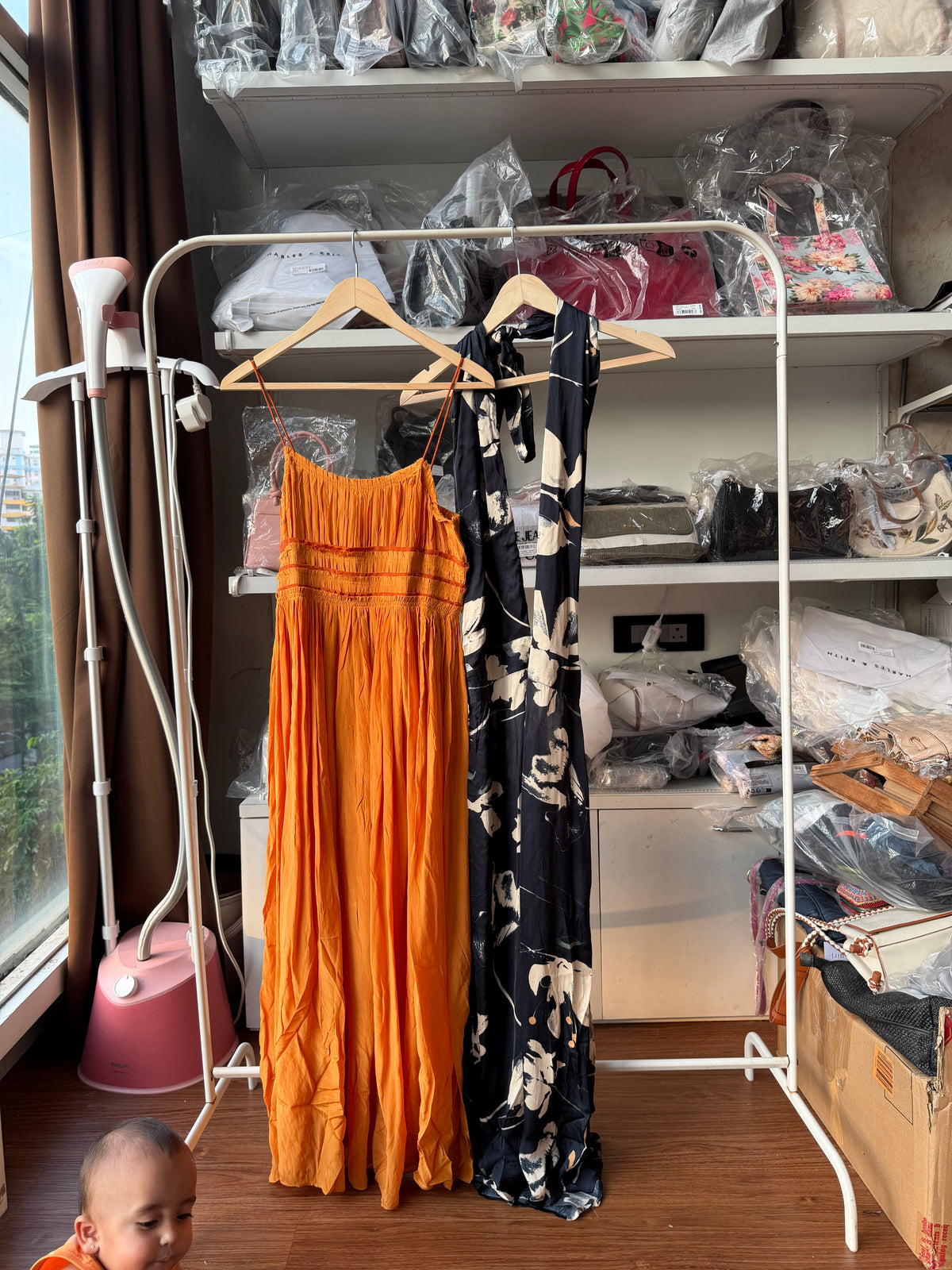DRESSES