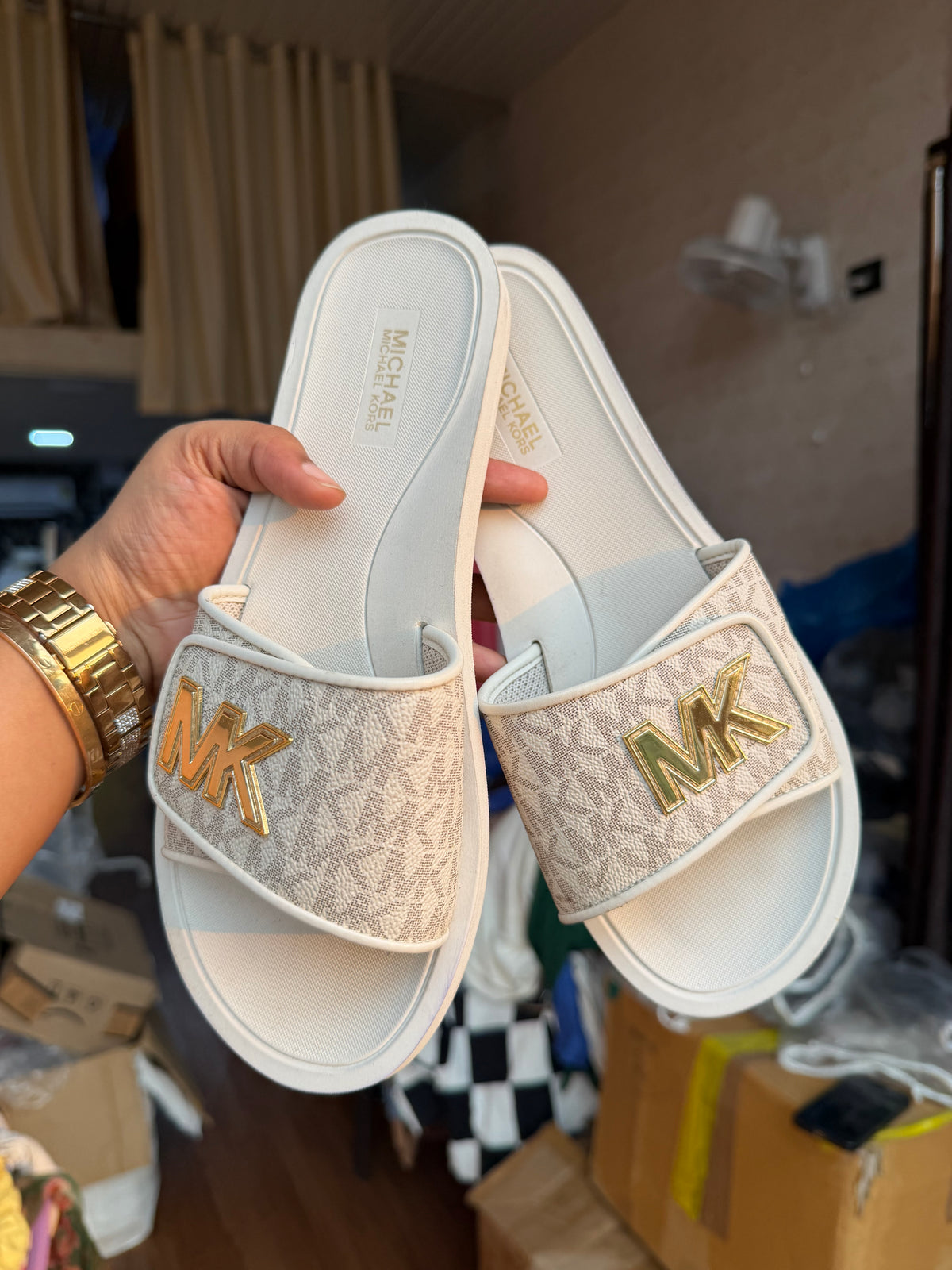 MICHAEL KORS FLATS