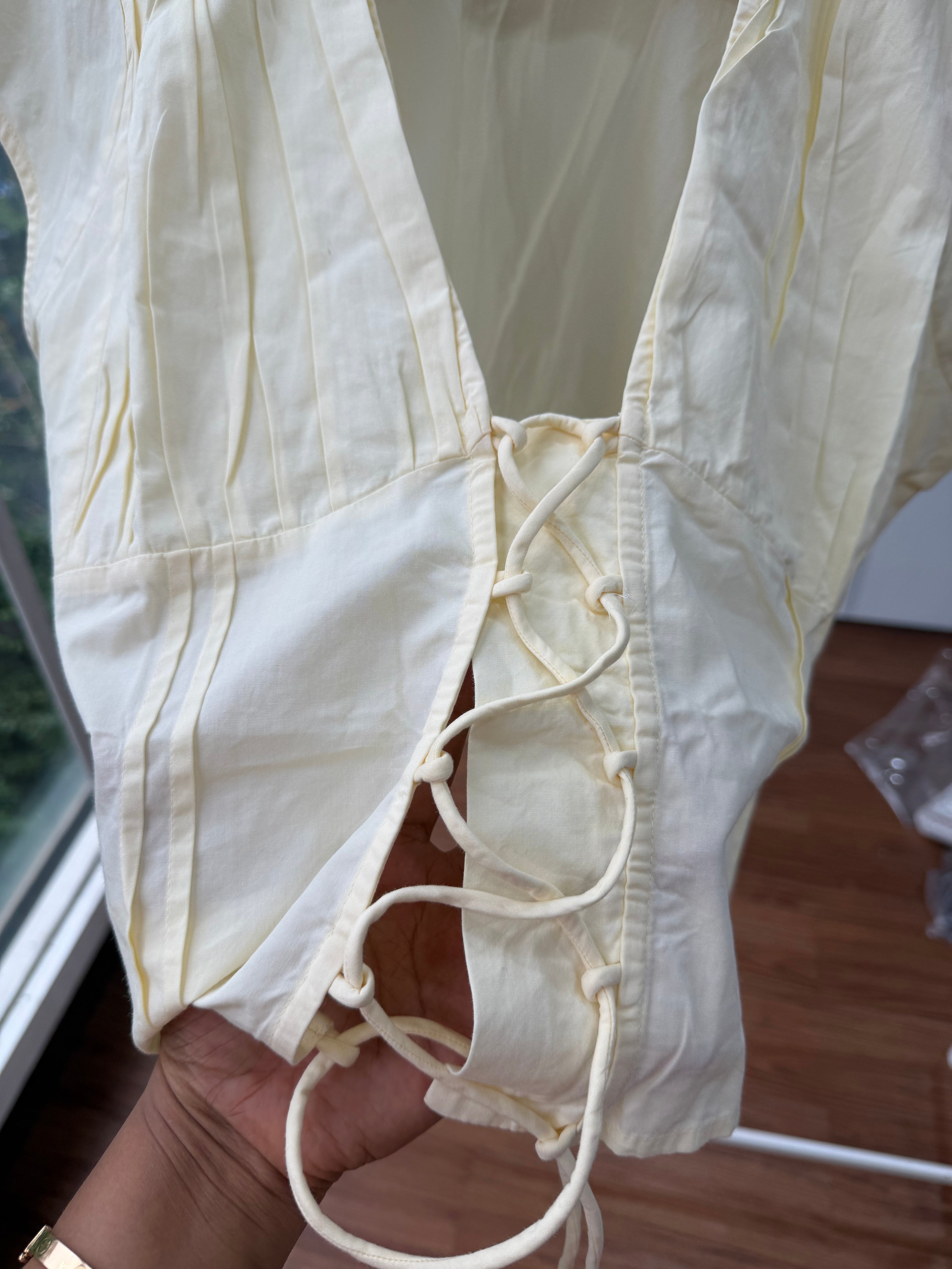 GINA TRICOT TOP