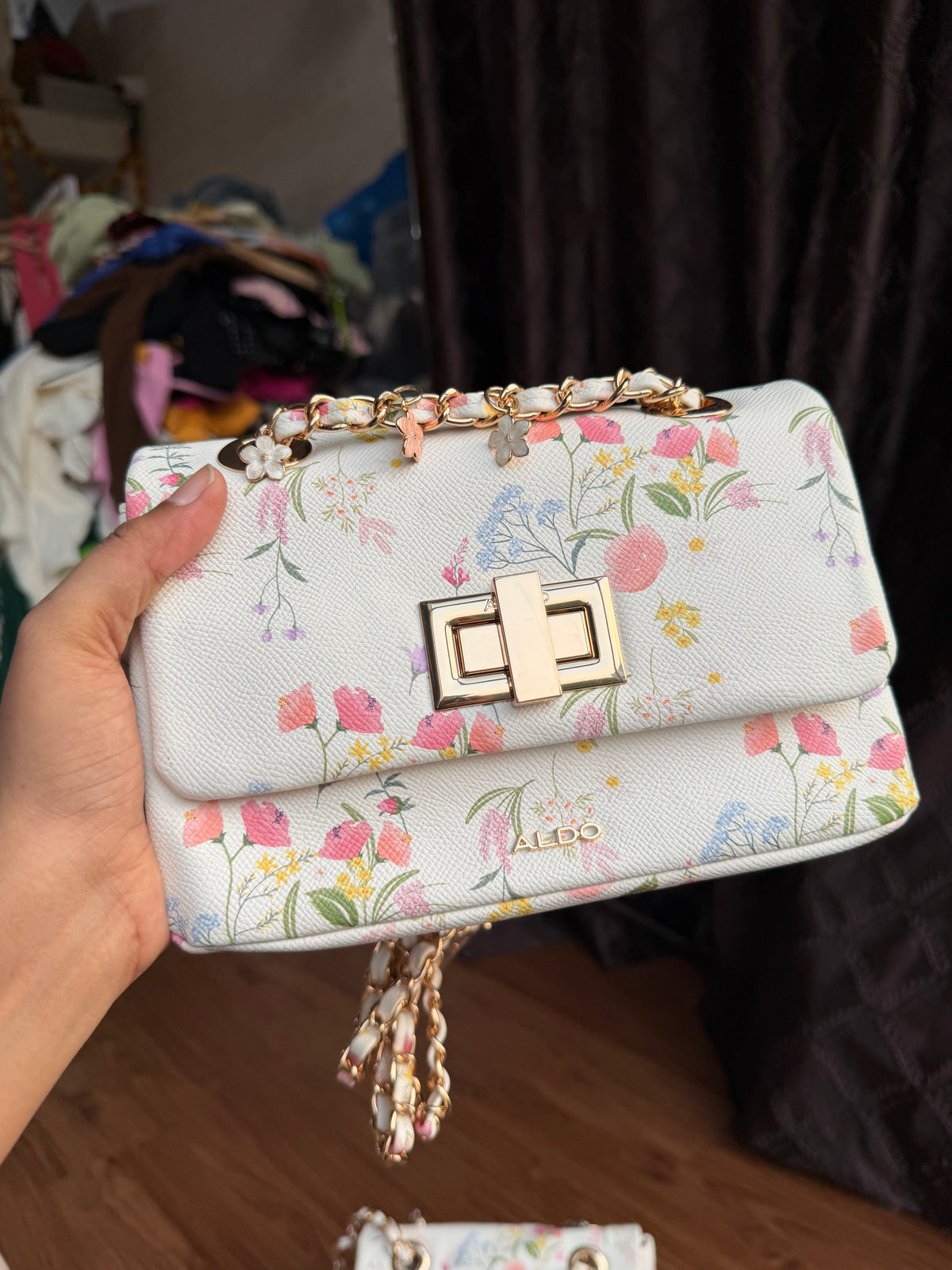 Aldo floral sling