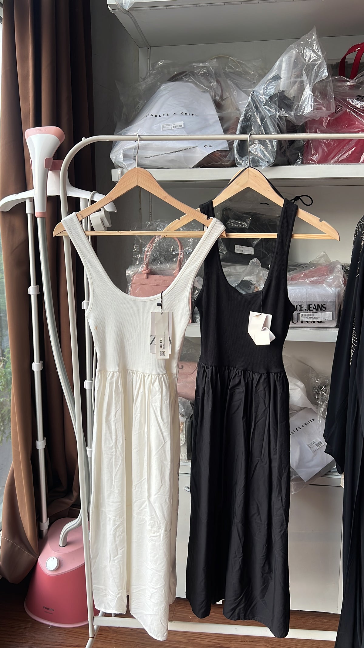 Zara (white)