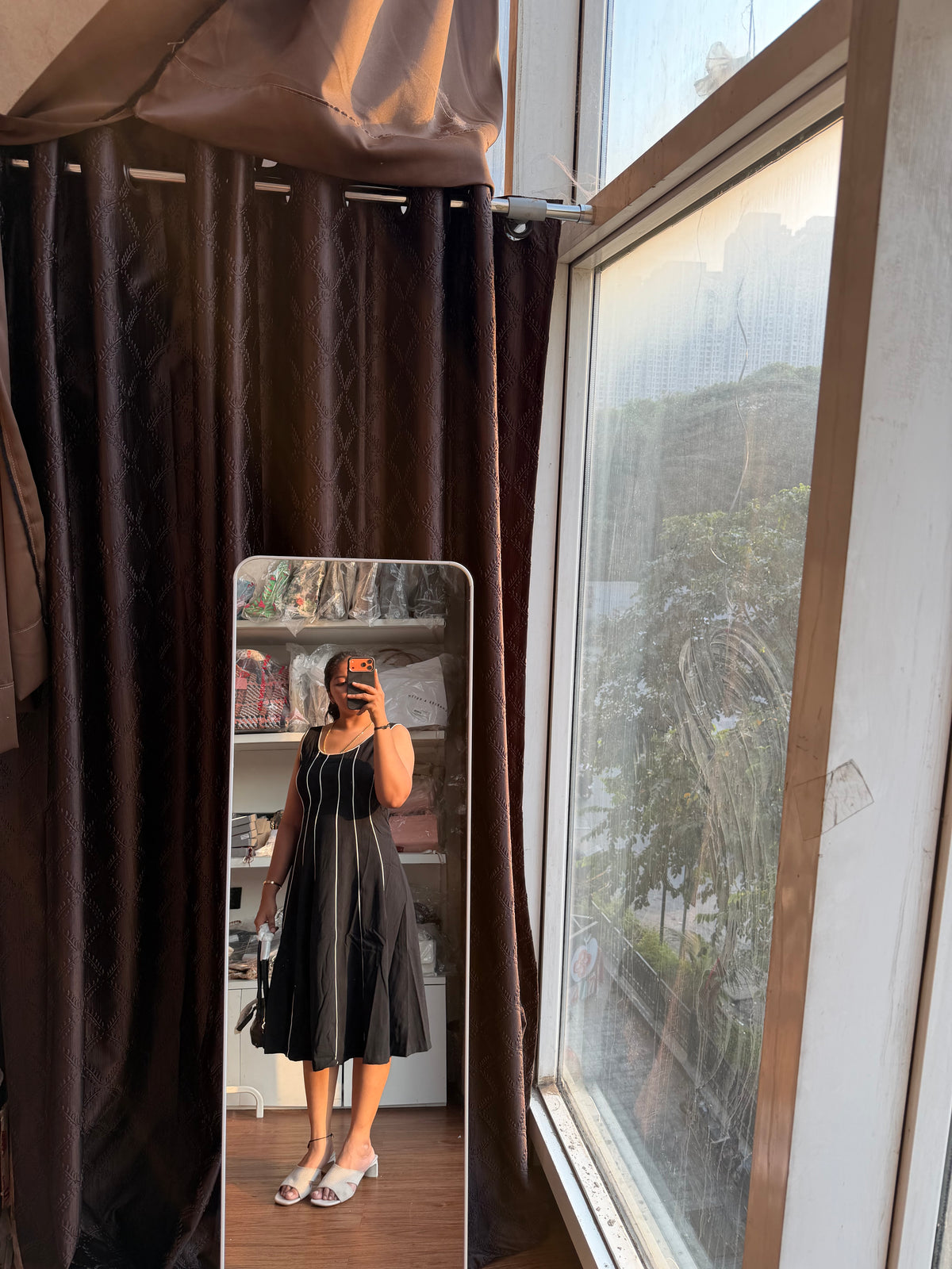 BLACK MIDI DRESS