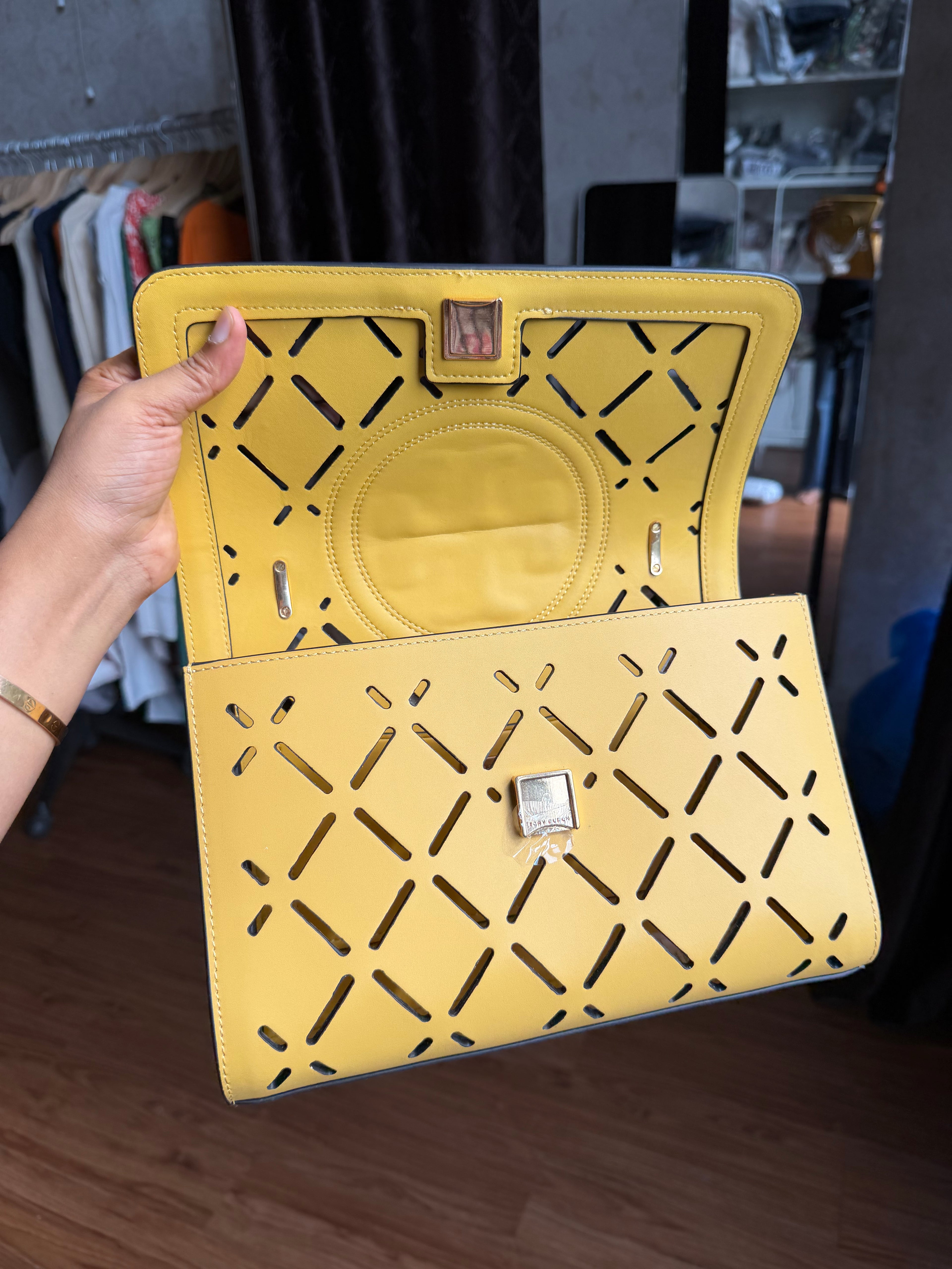 TORY BURCH