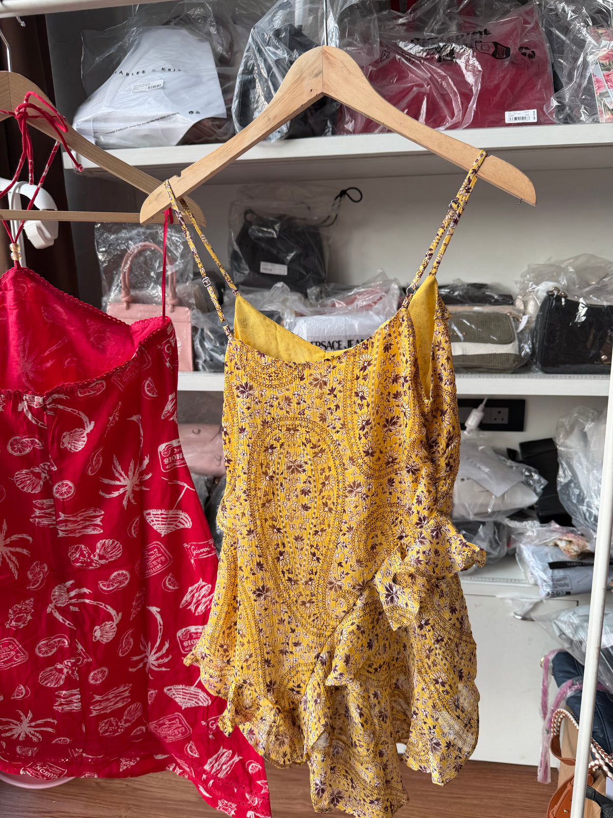 DRESSES