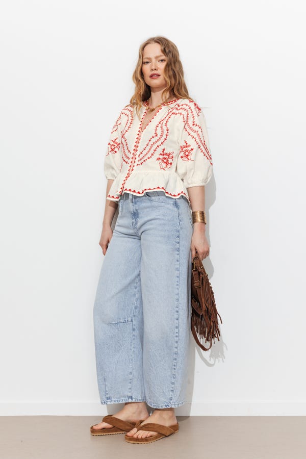 PROMOD EMBROIDERED TOP