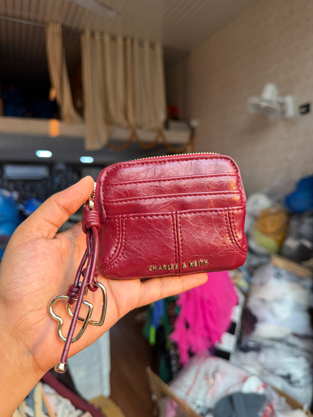 CHARLES AND KEITH CIARA CARDHOLDER WITH TOP ZIP