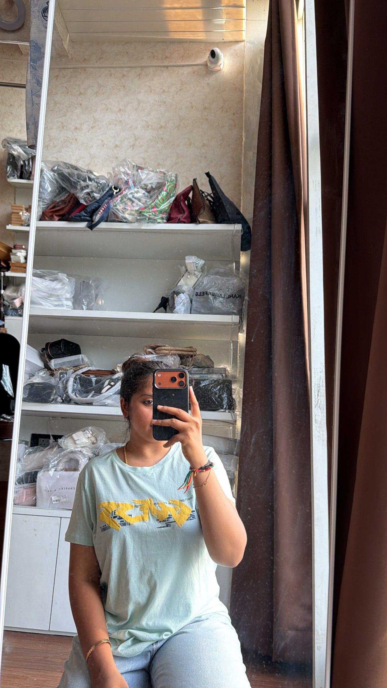 Guess tshirt