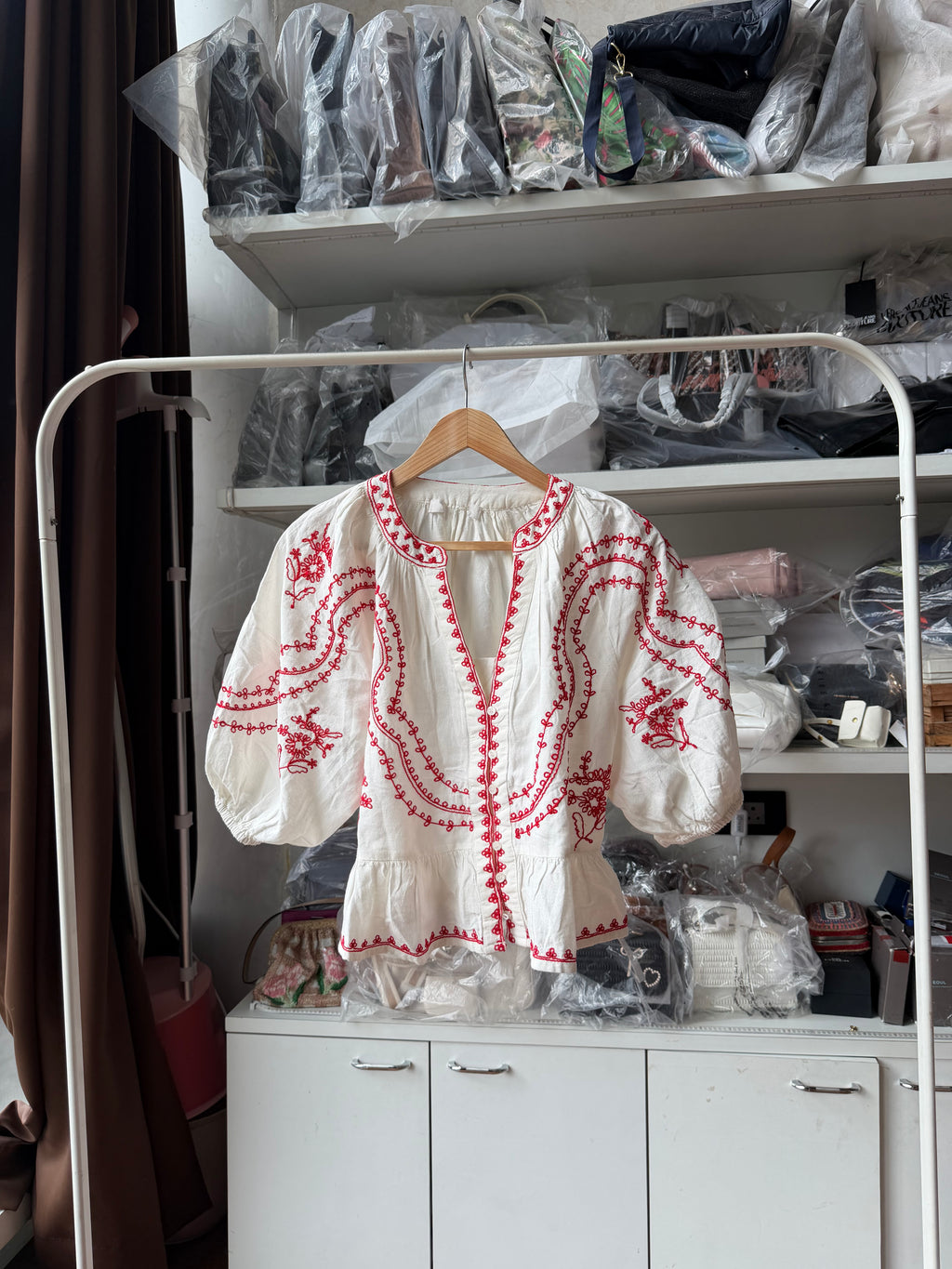 PROMOD EMBROIDERED TOP
