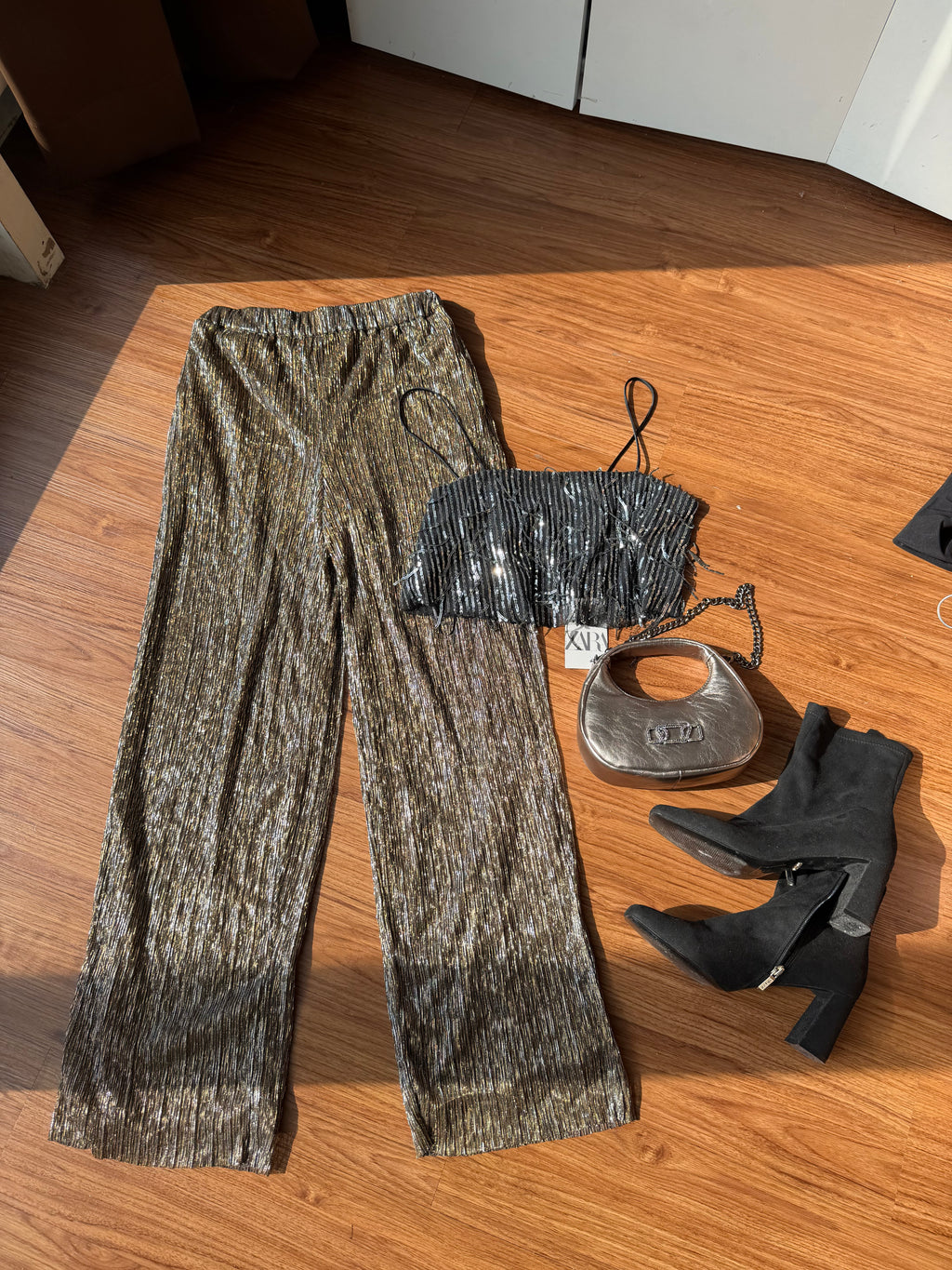 KIABI METALLIC PANT WITH LINING