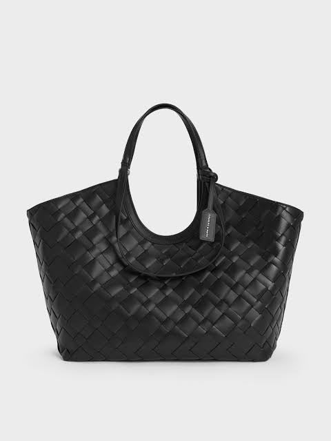 CHARLES AND KEITH IVETTE WOVEN TOTE