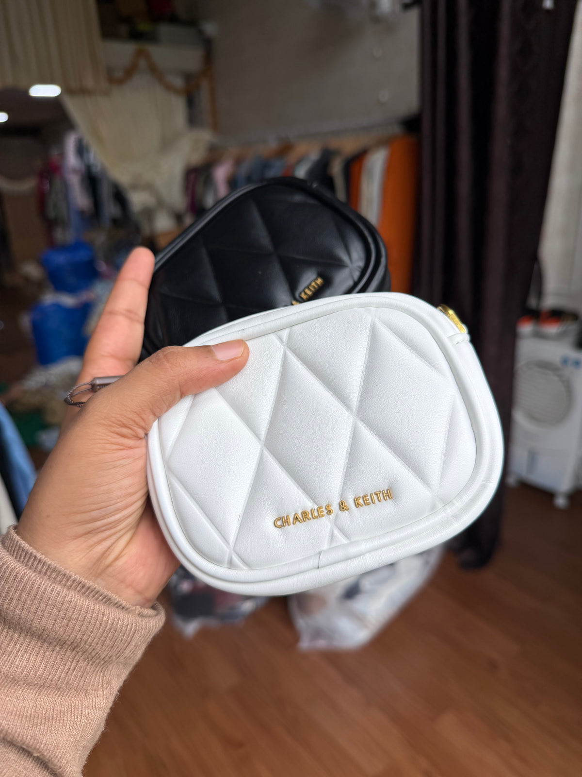 CHARLES AND KEITH MINI