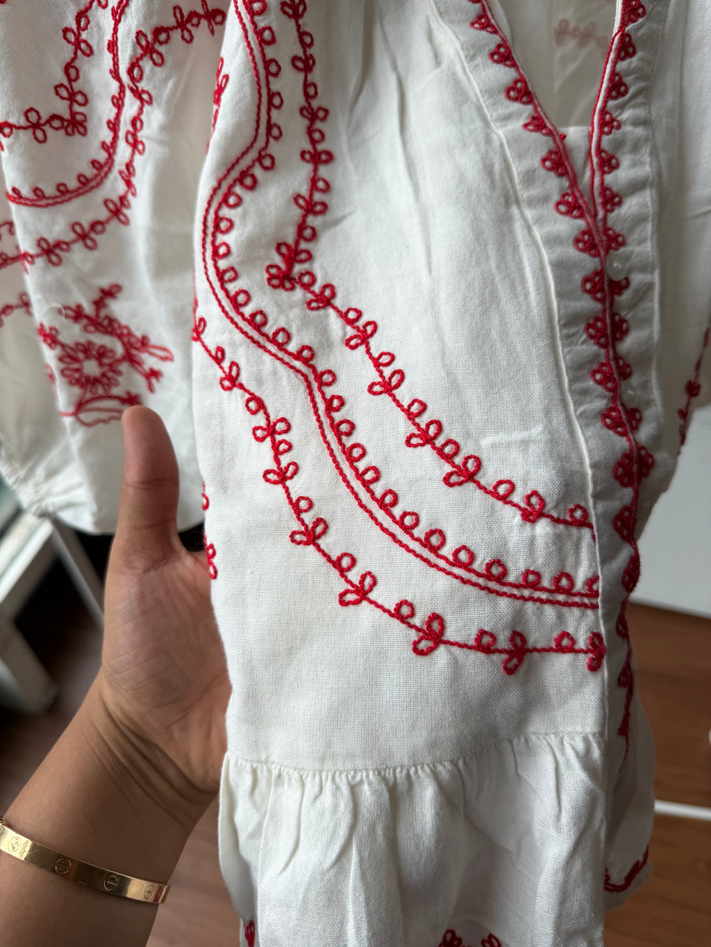 PROMOD EMBROIDERED TOP