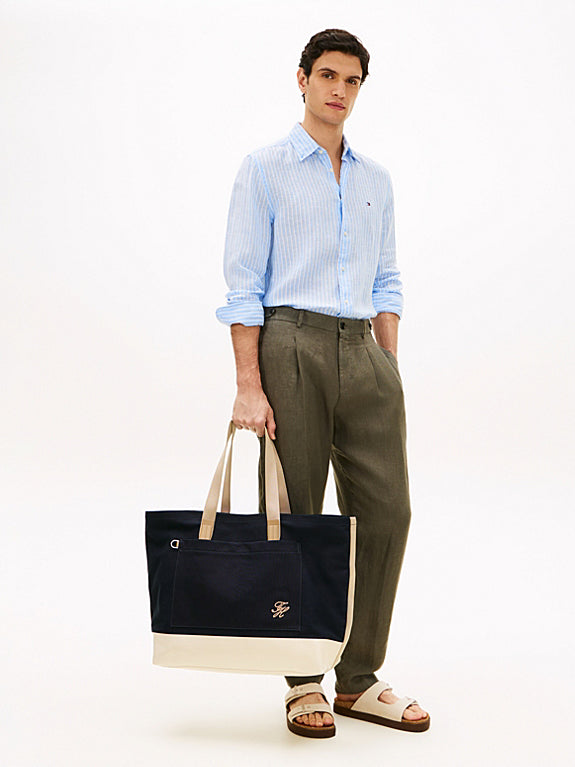 TOMMY HILFIGER FULL SIZE TOTE