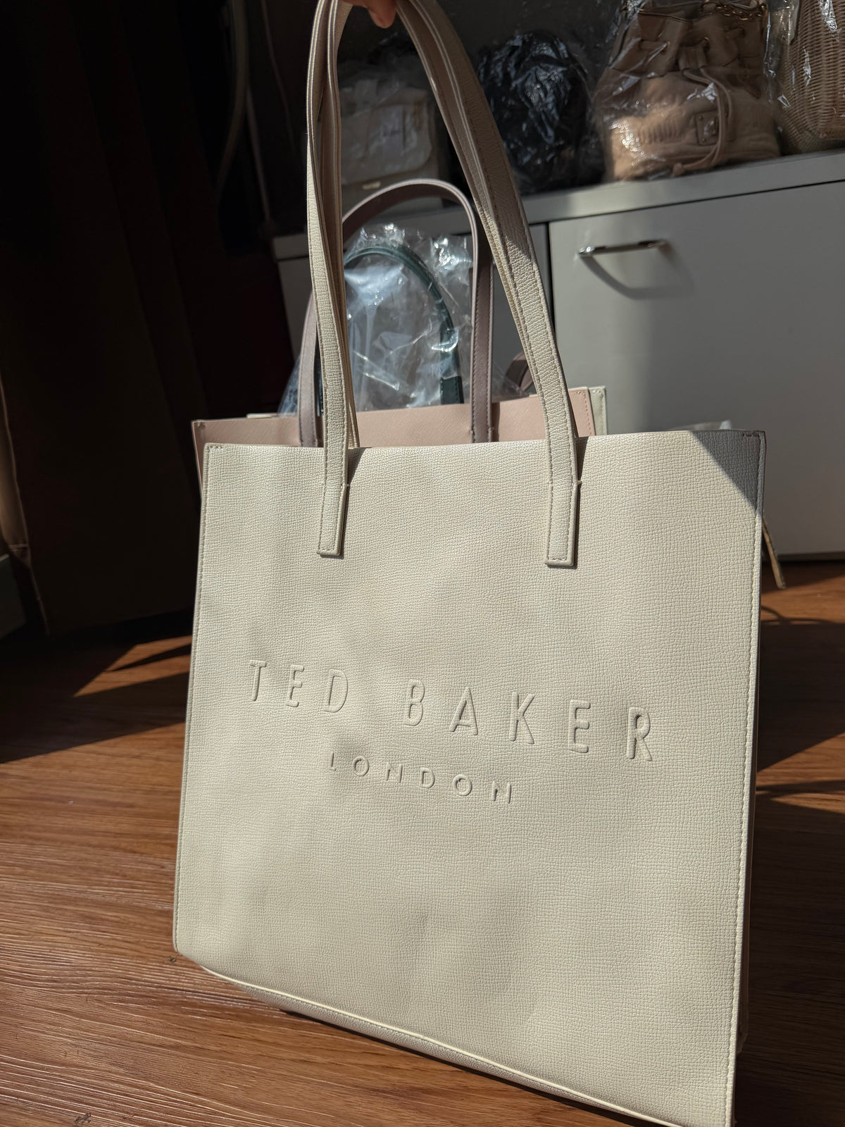 Ted baker large