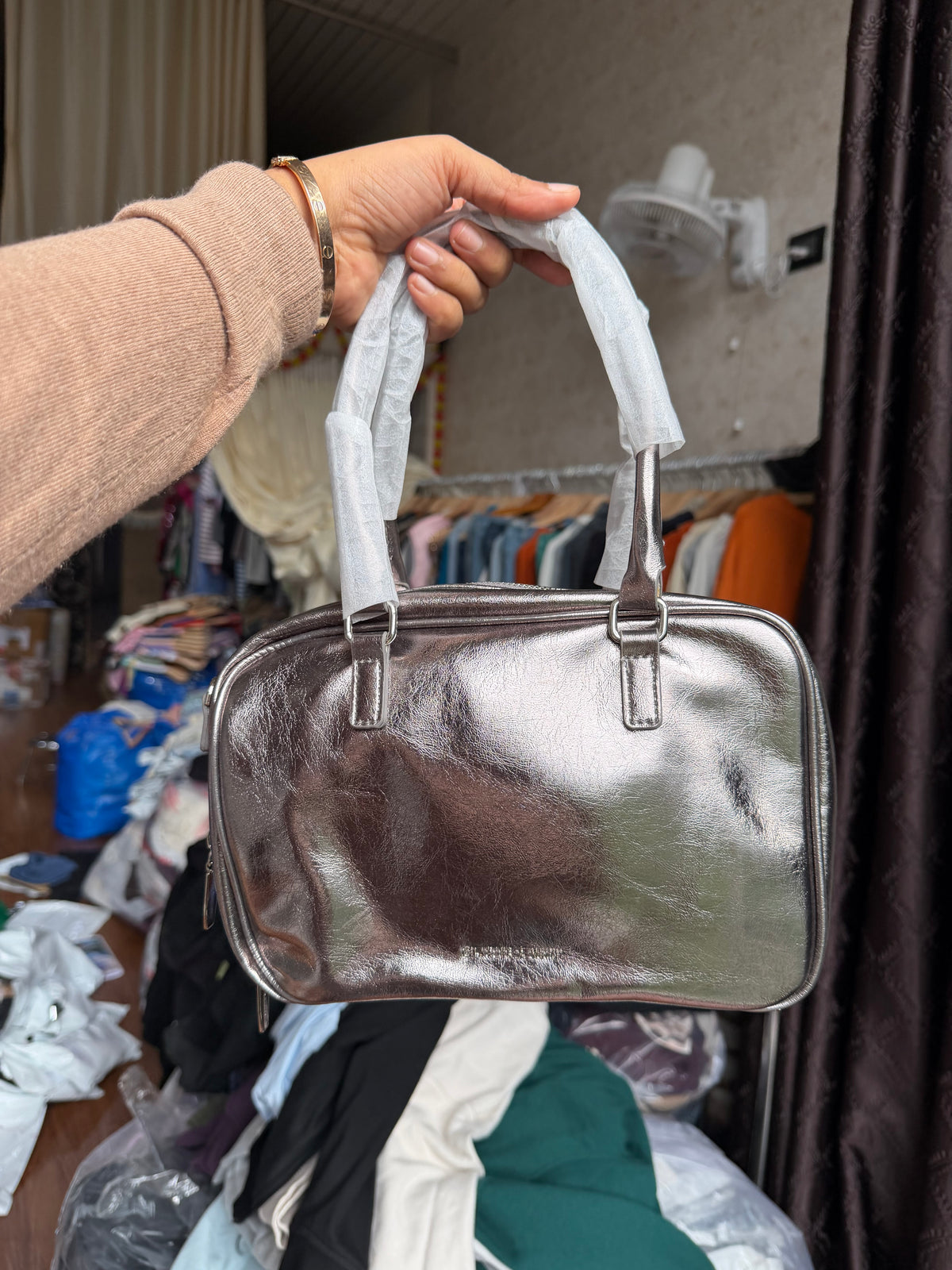 CHARLES AND KEITH METALLIC BAG