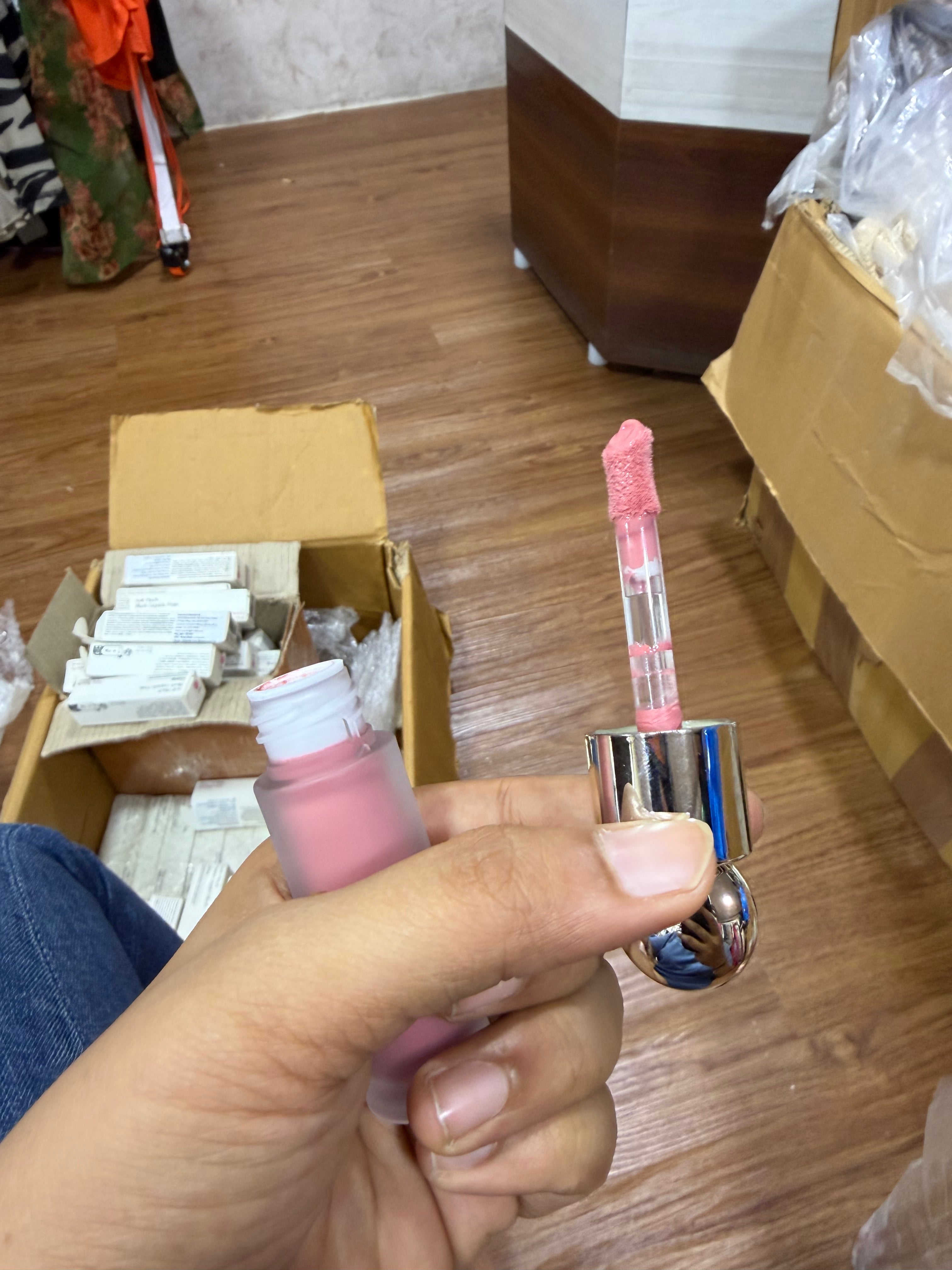 RARE BEAUTY BLUSH.