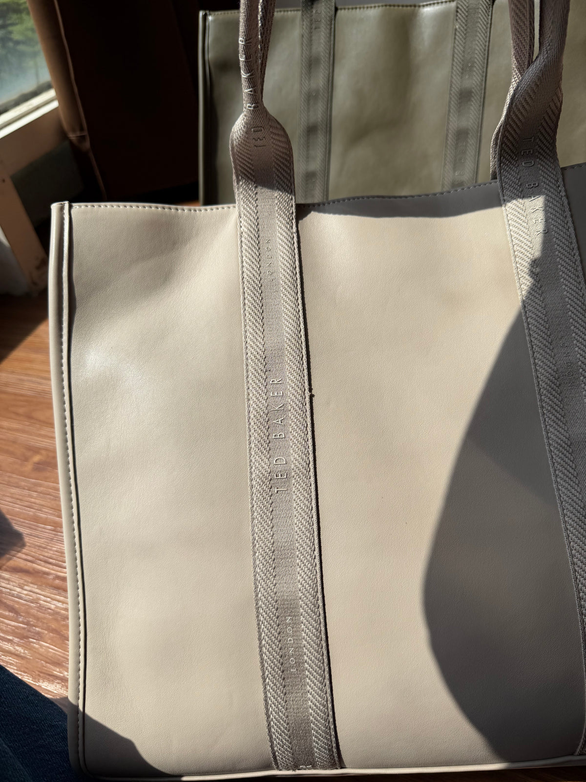 Ted baker xl