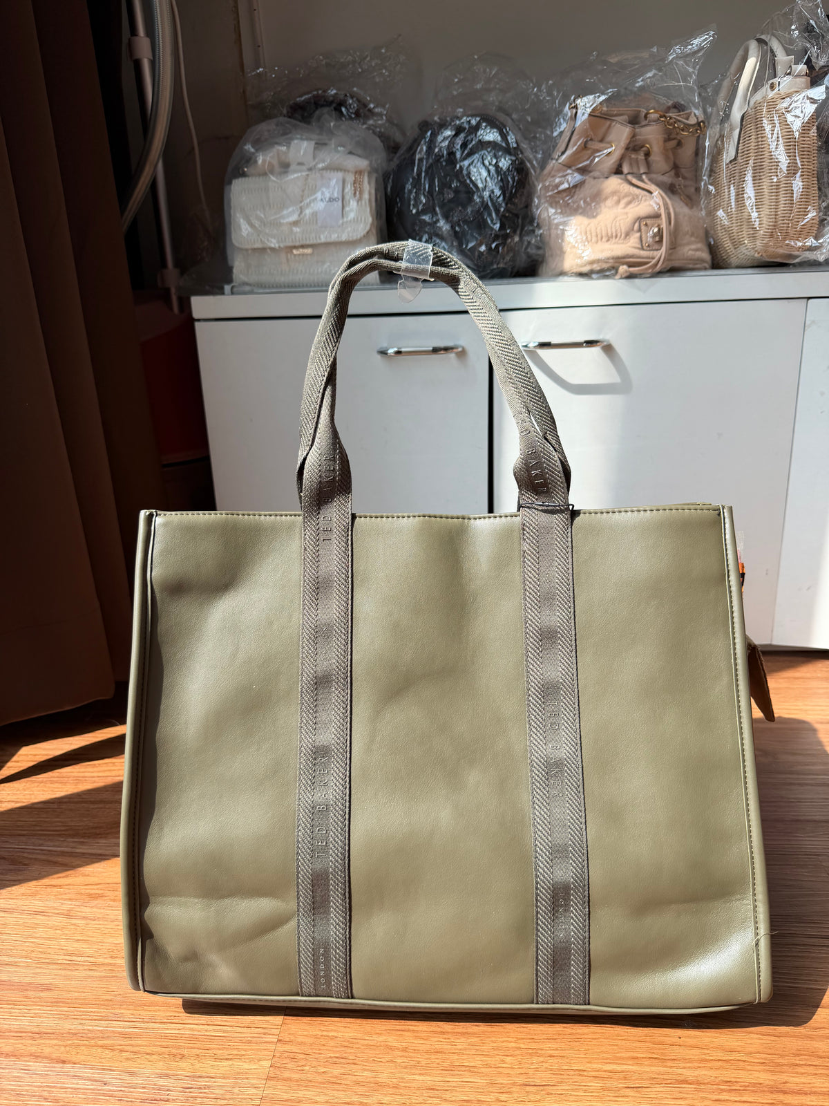 Ted baker xl