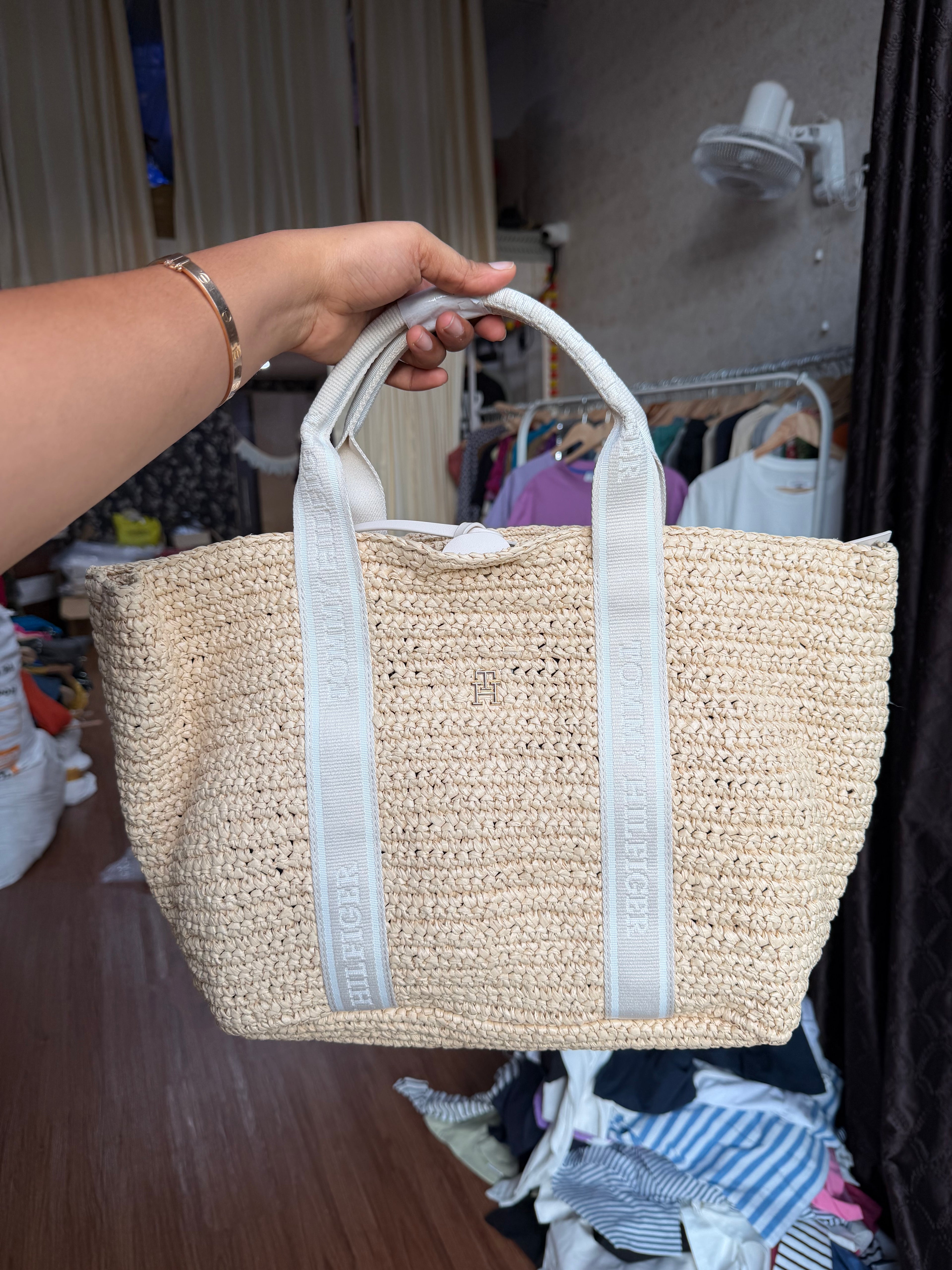 TOMMY HILFIGER BIG JUTE TOTE
