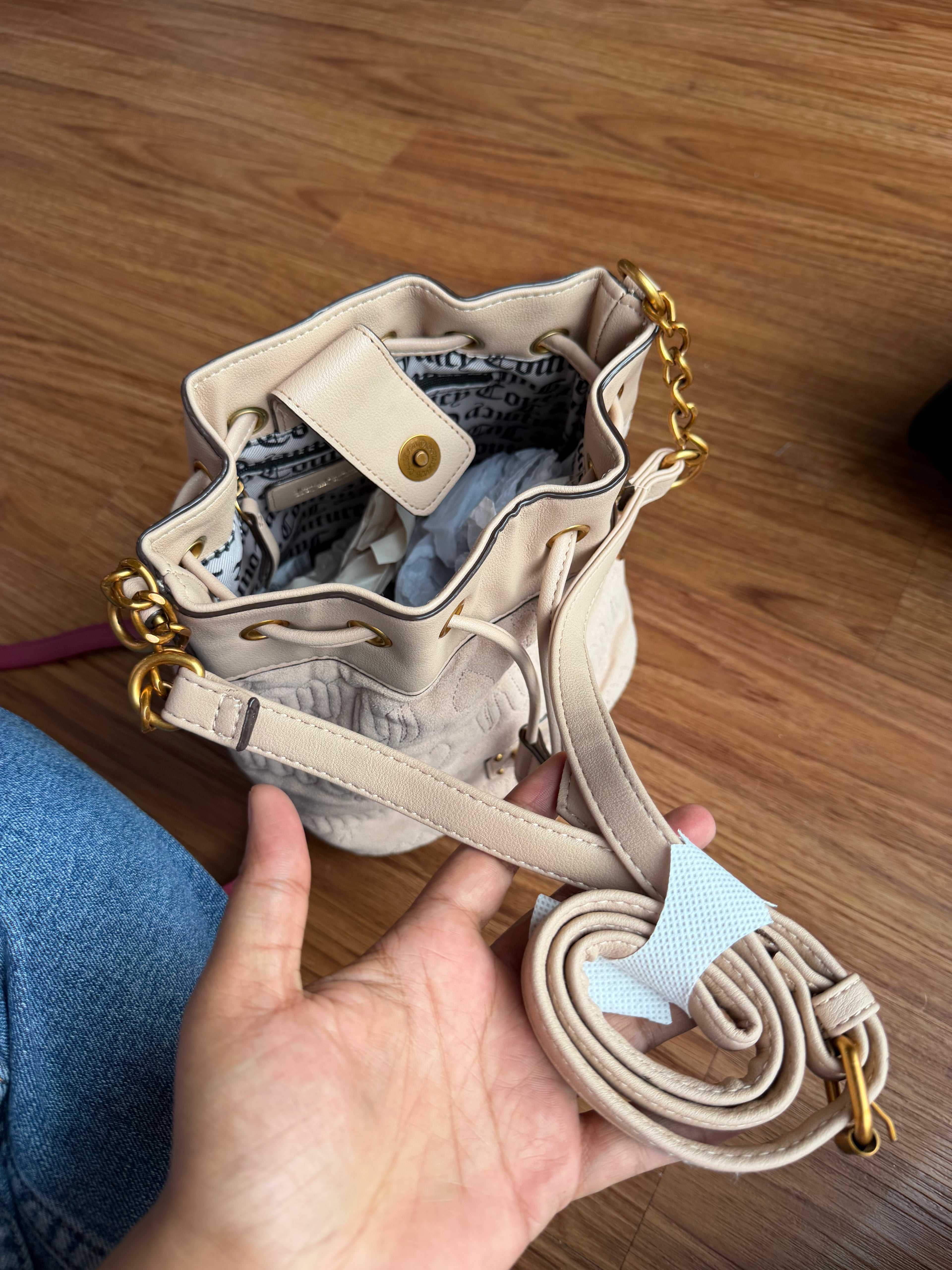 JUICY COUTURE BUCKET BAG