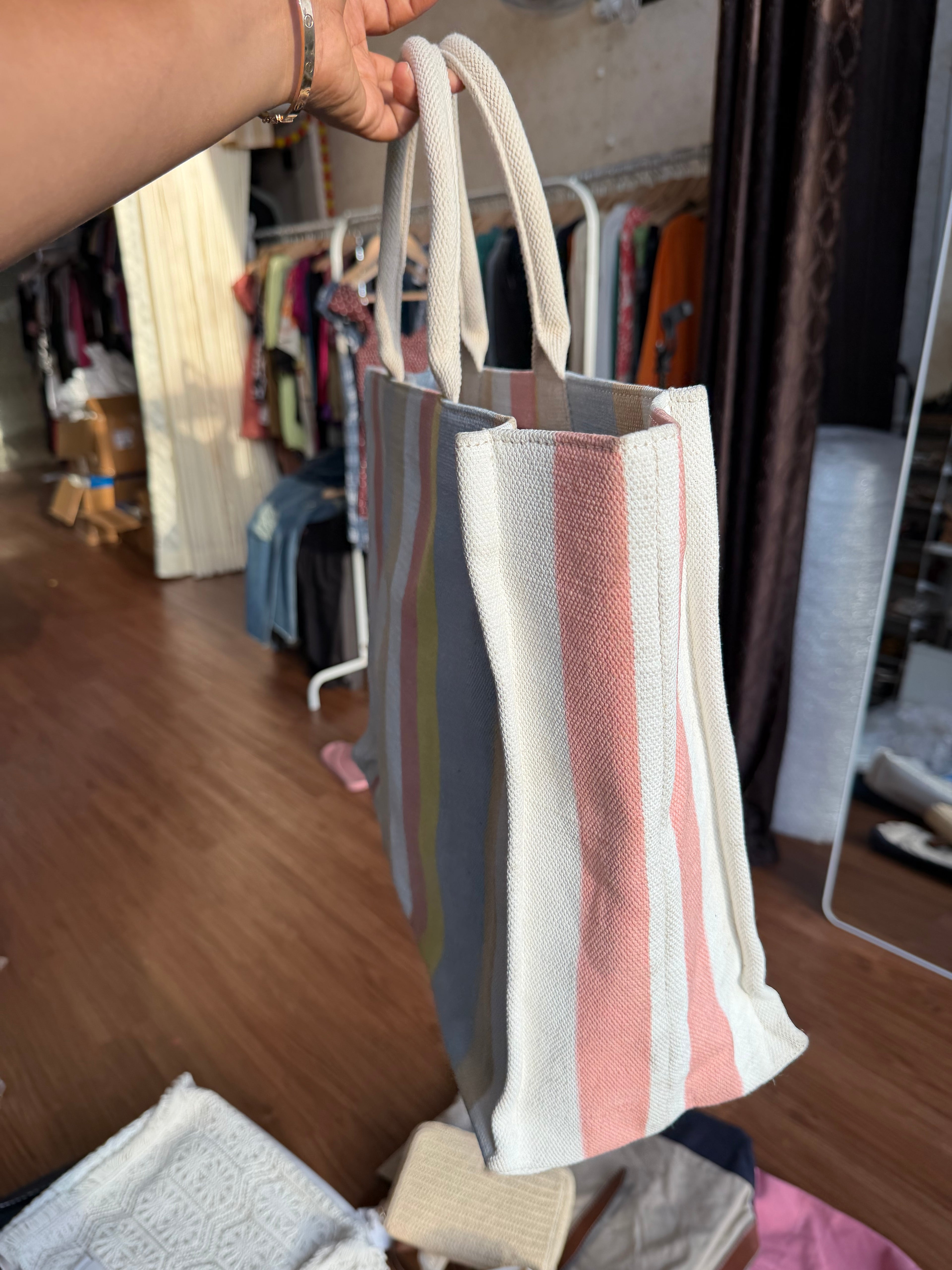 TOMMY HILFIGER TOTE