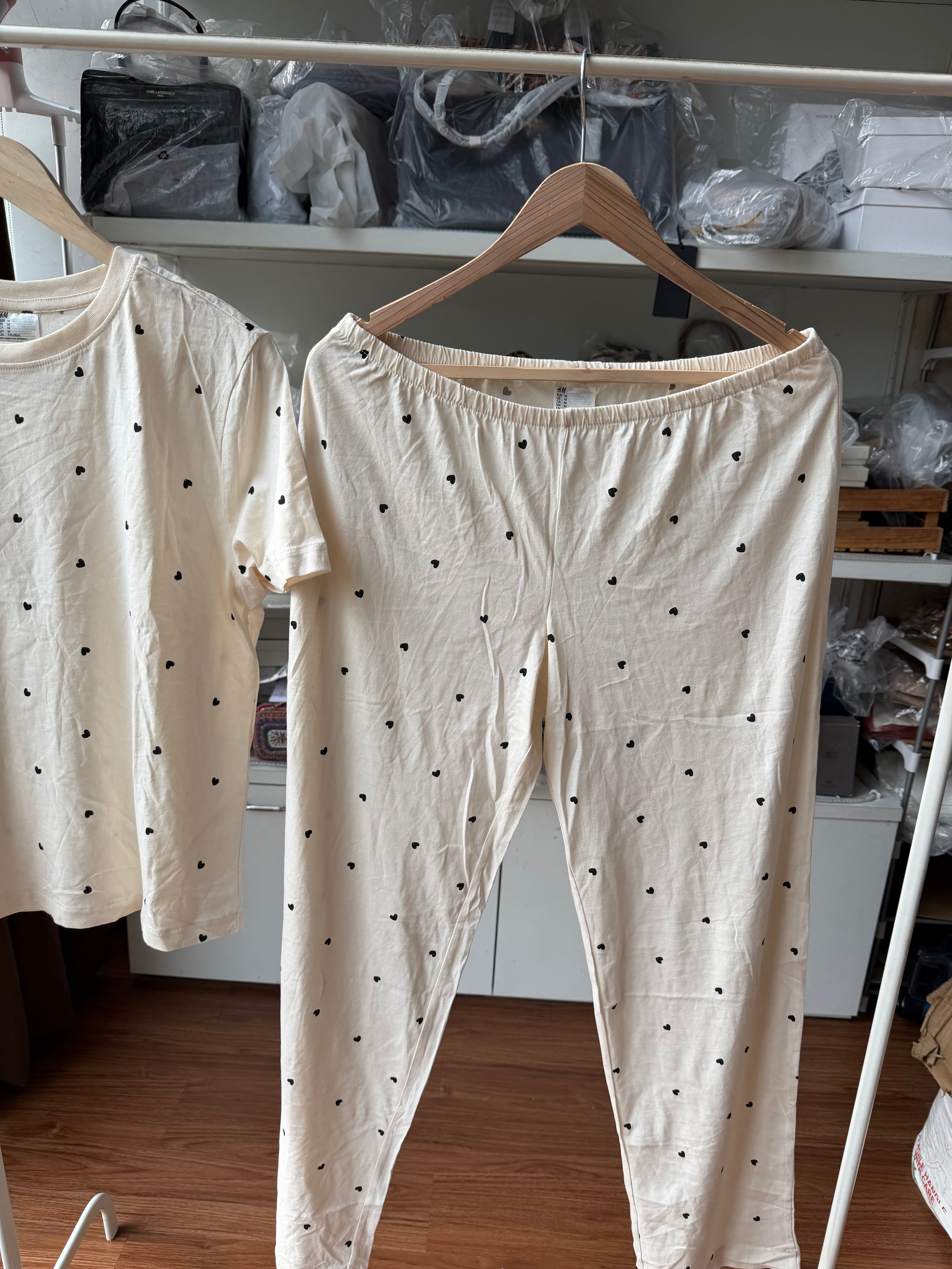 H&M NIGHT SET HEART PRINT