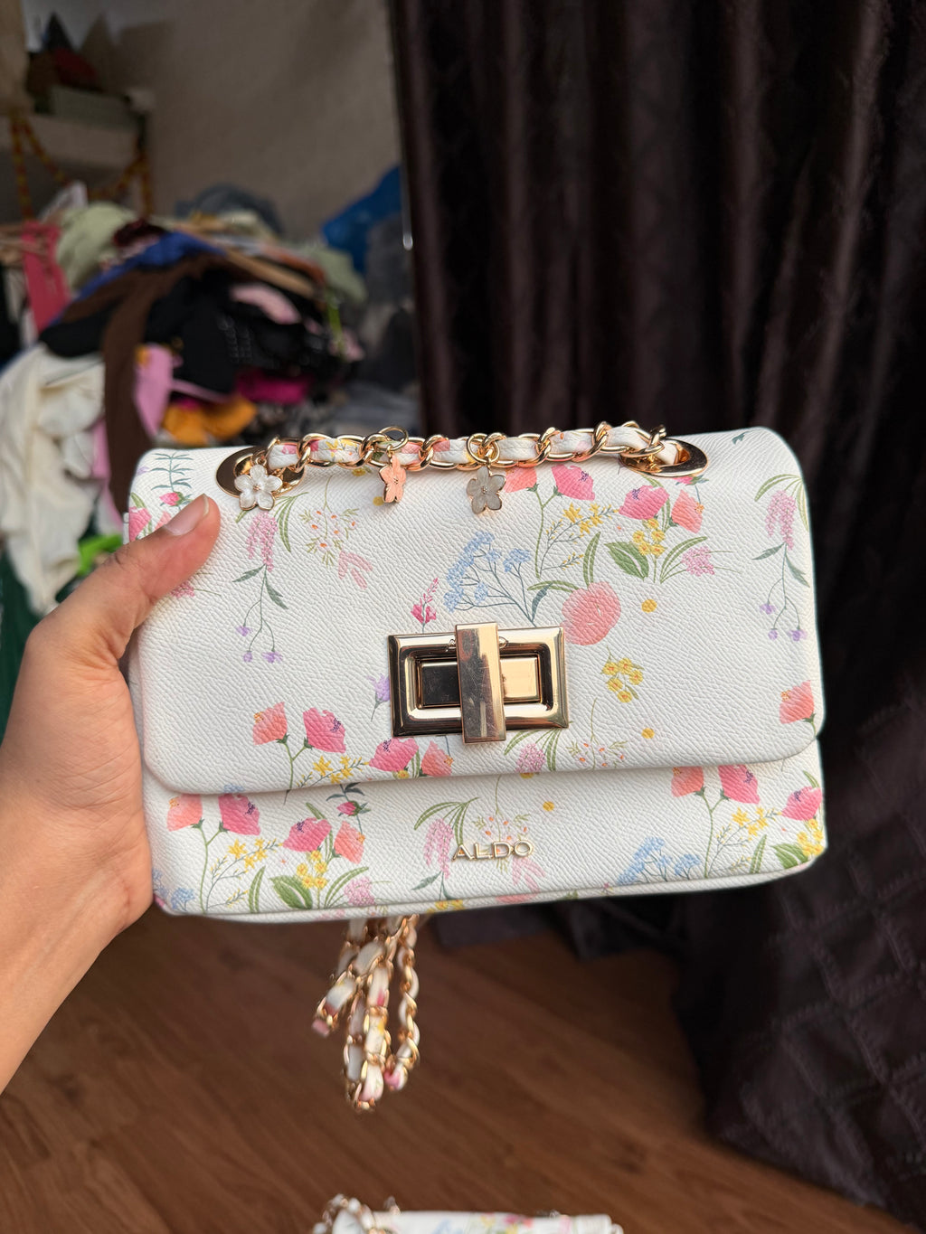Aldo floral sling