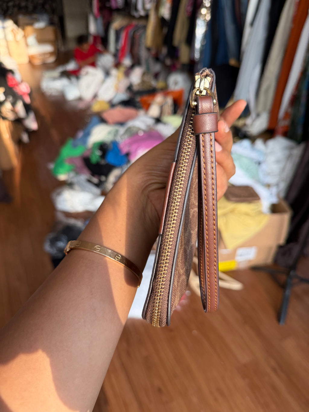 COACH SMALL WRISTLET
