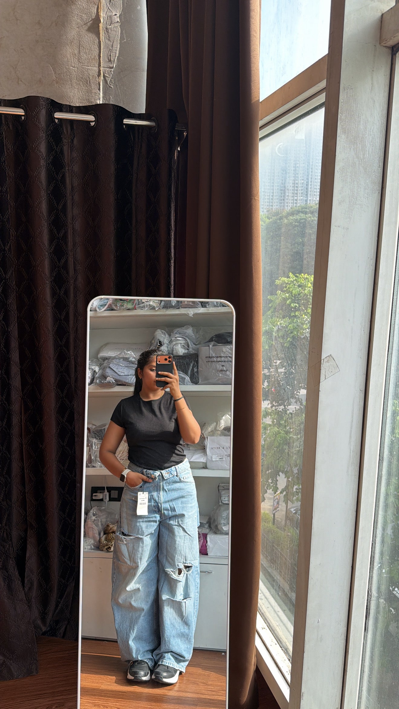 ZARA RIPPED DENIM