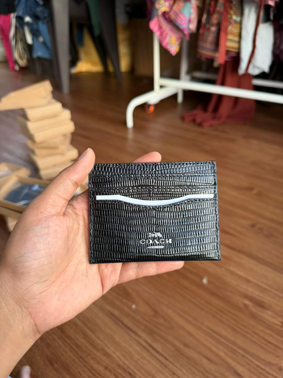 Coach cardholder with box